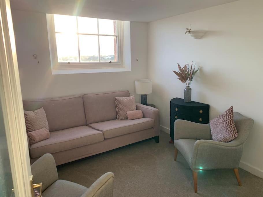 Betty'S Minster View - 6 Twins Or 3 Superkings -Central With Free Parking York Exterior foto