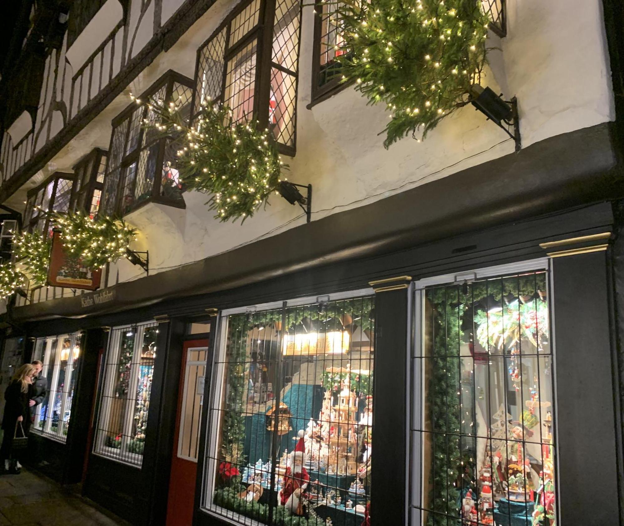 Betty'S Minster View - 6 Twins Or 3 Superkings -Central With Free Parking York Exterior foto